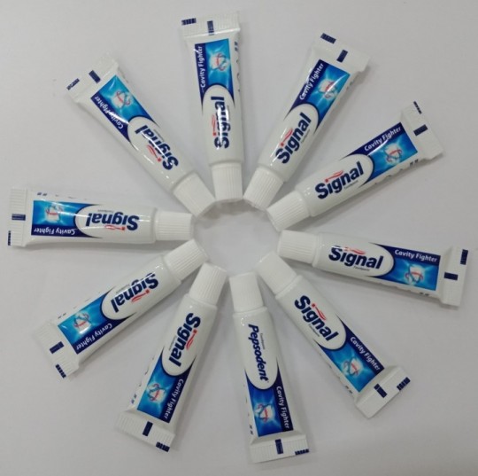 Tại Sao Các Tập Đoàn Khách Sạn Chọn Kem Đánh Răng Signal 5g Chính Hãng Của Unilever ?